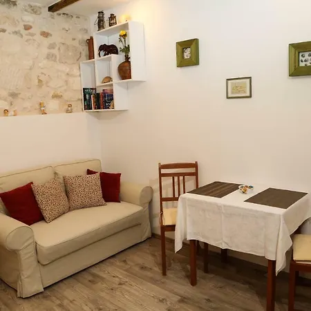 Apartments Seka Hvar Town Exterior photo