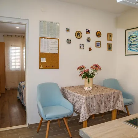 Apartments Seka Hvar Town Exterior photo