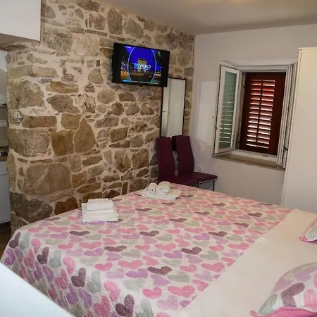 Apartments Seka Hvar Town Exterior photo