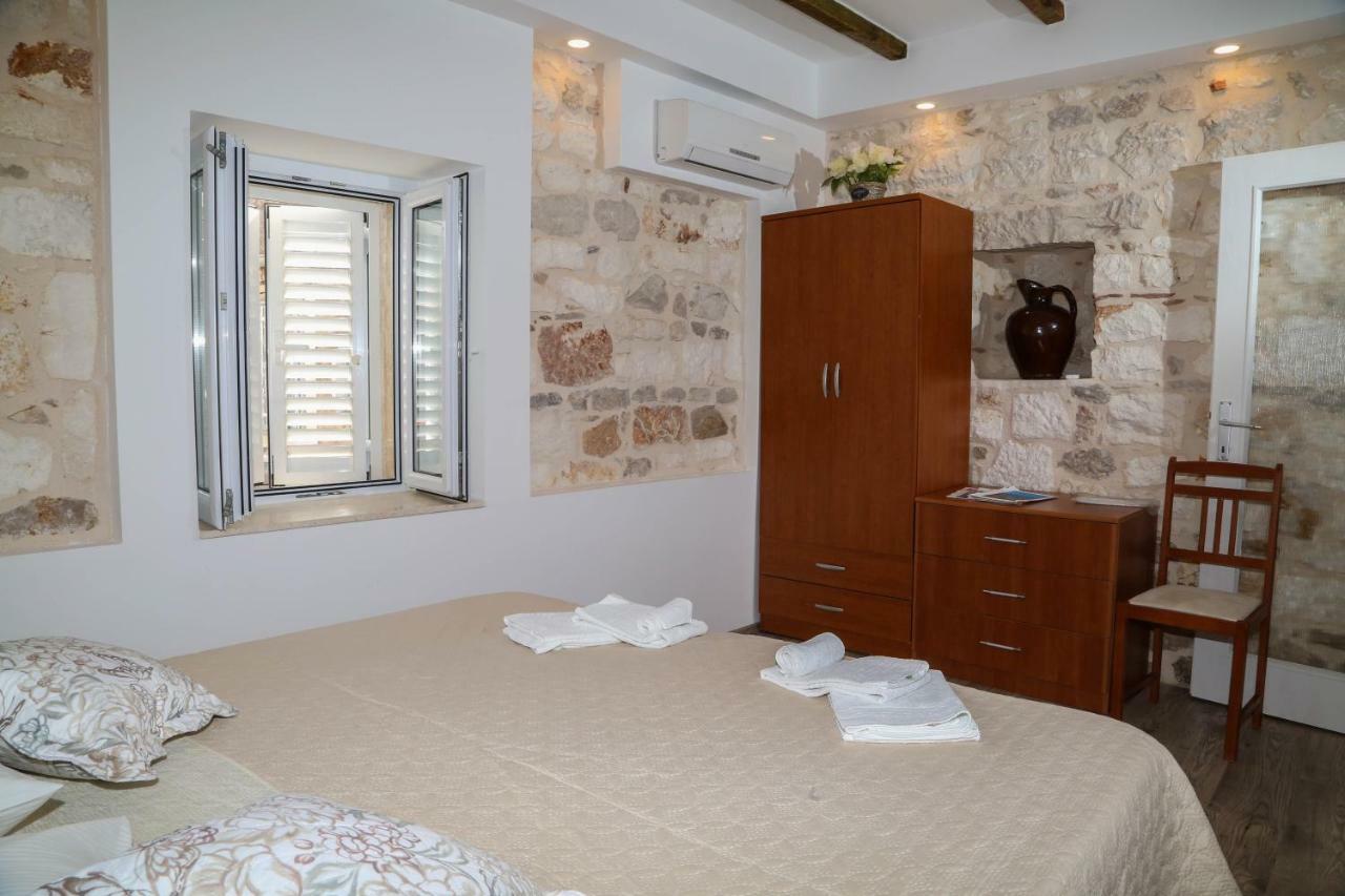 Seka Hvar Town